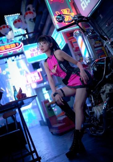 欧美贵妇性聚会hd_HDBD在线观看