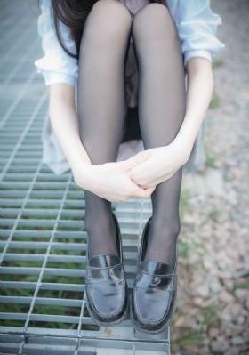 全部老头和老太xxxx_BD英语动漫在线观看