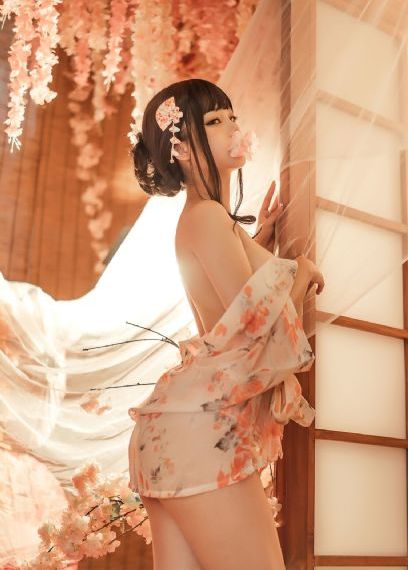 美丽的水蜜桃4_短视频完整无删减版