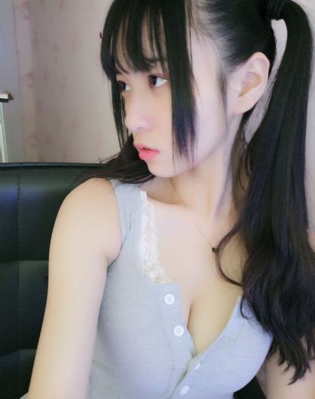老扒抱着陈红走进卧室演员表_超清超清免费观看