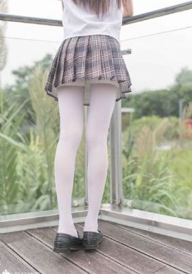 李采潭多人伦理_免费高清观看