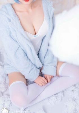 年轻的小姨子4_HD手机在线观看